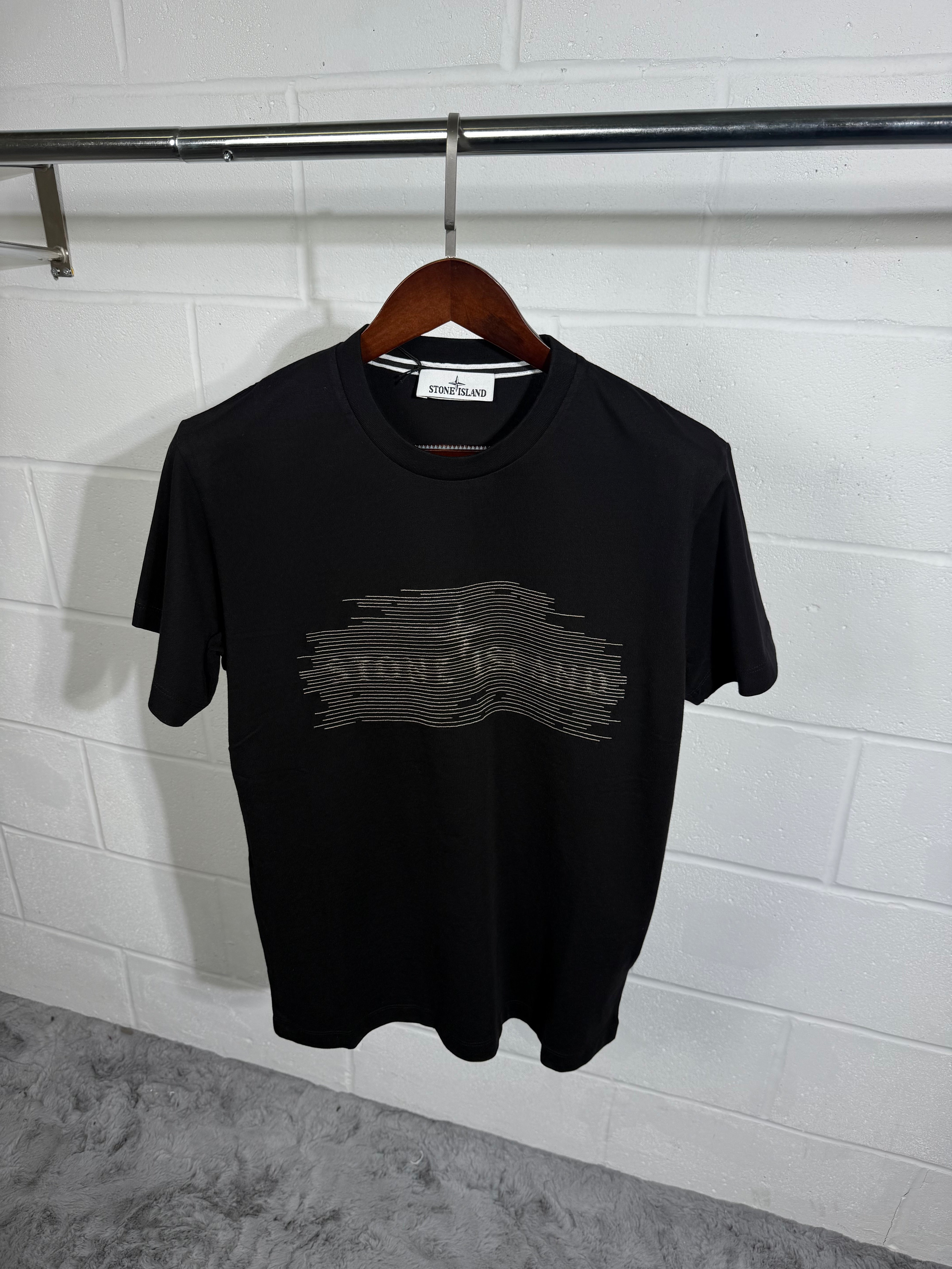SI TEE BLACK