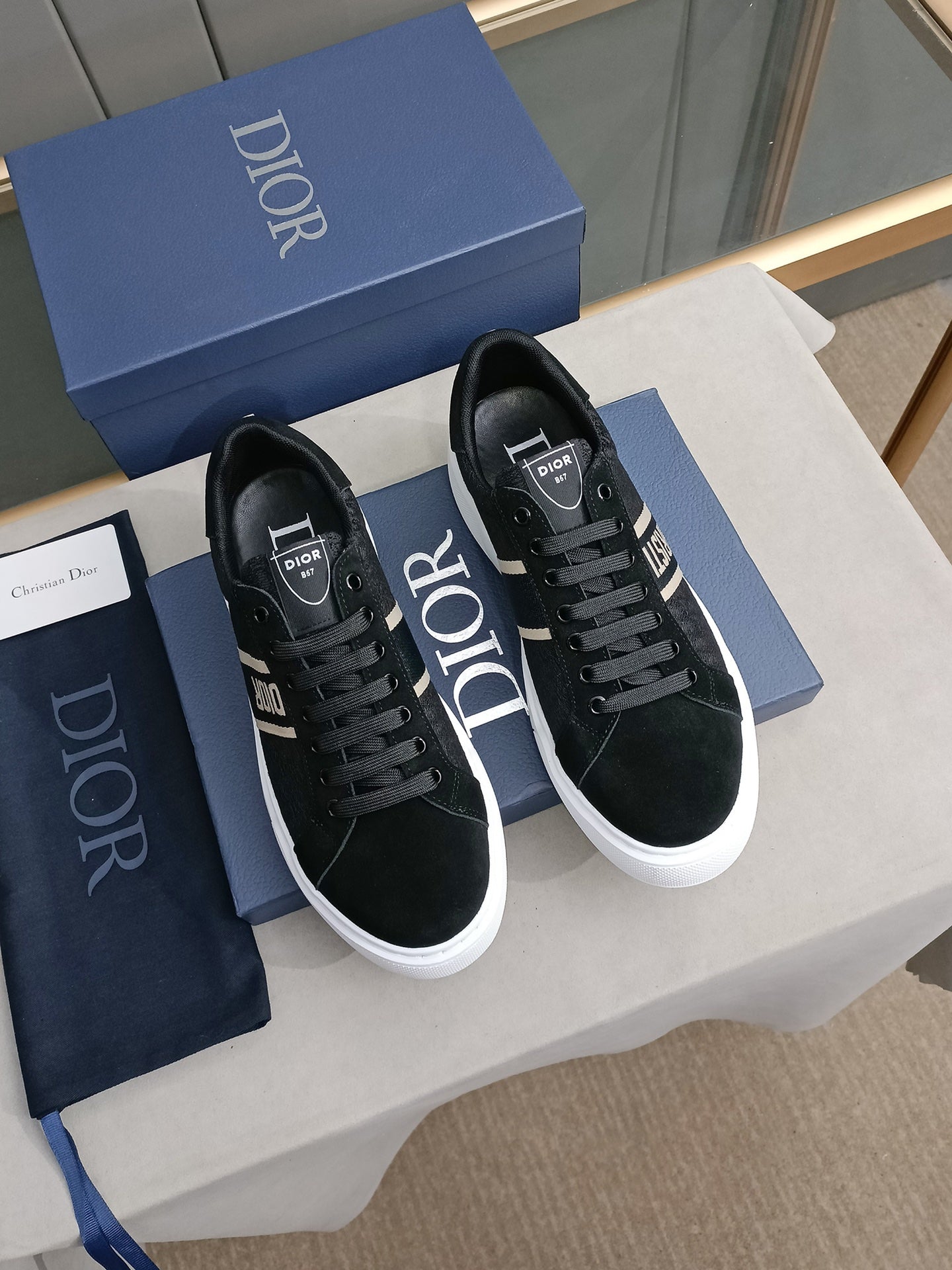 CD SNEAKERS (pre-order)